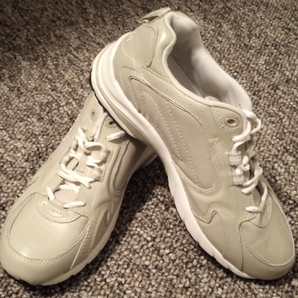 Propet Venus Walking Shoes